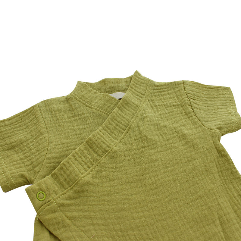 New Design 100% Cotton Knitted Custom Comfortable Casual Newborn Baby Buttons Short Sleeved Baby Clothes Romper