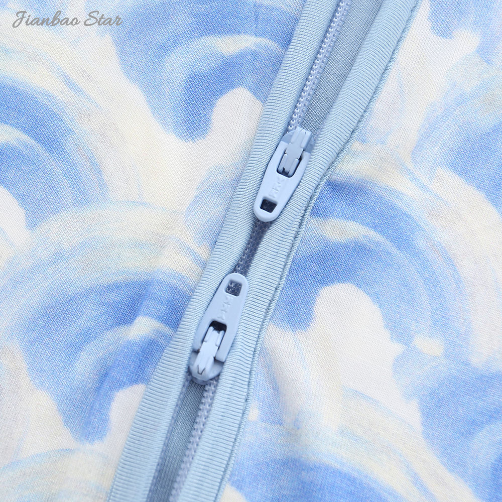 newborn baby clothes