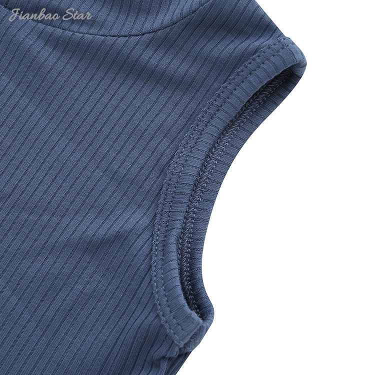 newborn baby clothes