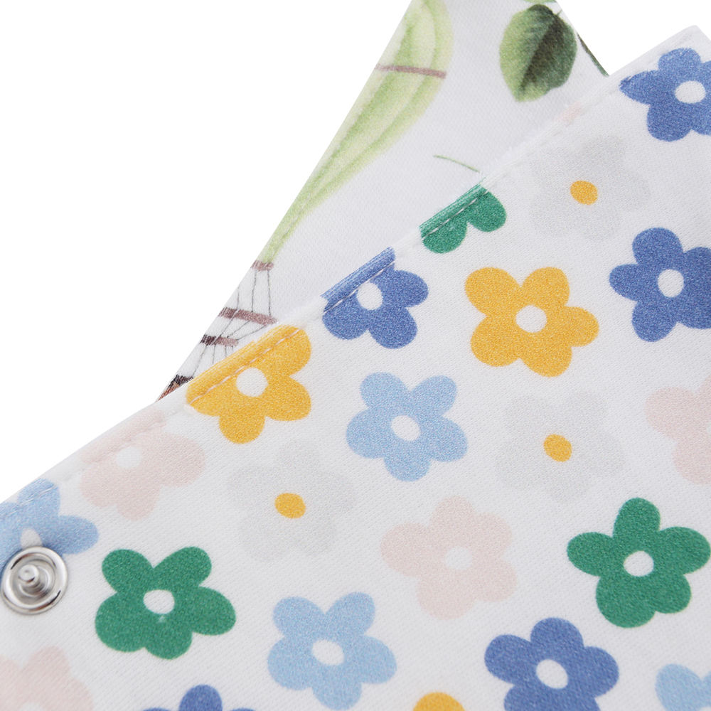 Wholesale Factory Price 100% Cotton Bamboo Toddler Baby Bibs Cute Customize Hot Selling Apron Flower Like Baby Bibs