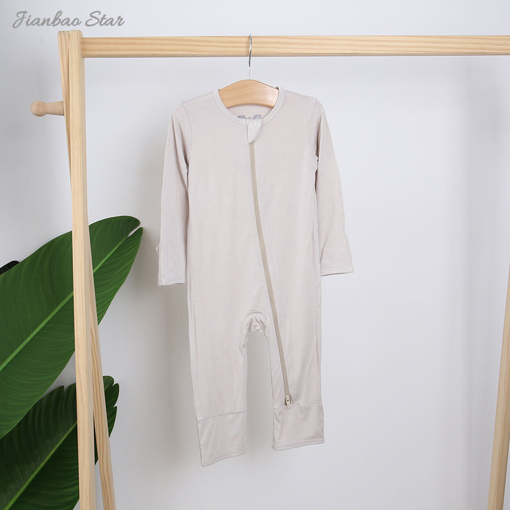 Wholesale New Born Long Sleeve Zipper Autumn Winter Baby Clothes Custom Solid Color Unisex 95% Bamboo Baby Rompers